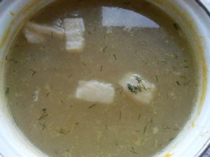 рыбный суп с салом